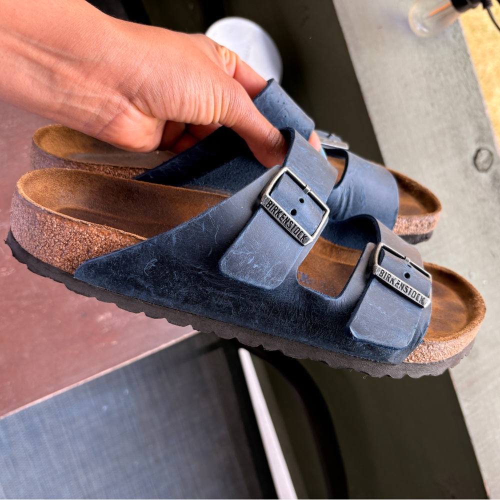 Birkenstock Navy Two Strap Arizona Sandals!! - Picture 7 of 8